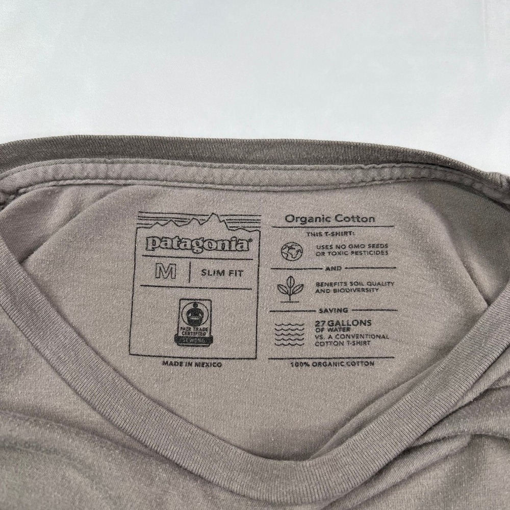 Patagonia T-Shirt (MEDIUM) - Picture 5 of 6